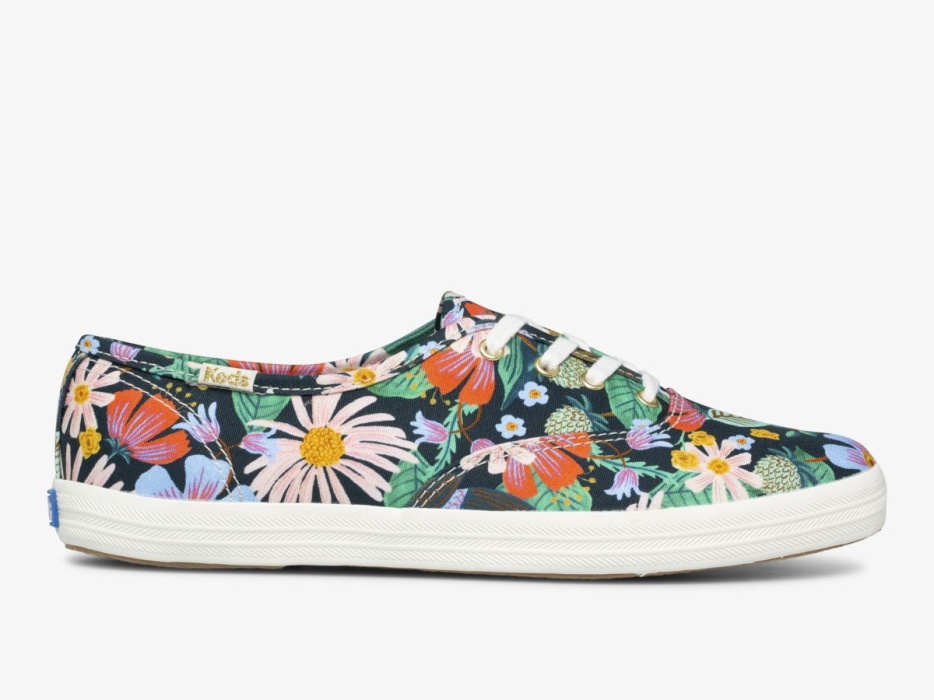 keds_dames_x_rifle_paper_co_kampioen_duiventil_marine_multi.jpg Keds Dames X Rifle Paper Co. Kampioen Duiventil Marine Multi - Afbeelding 1